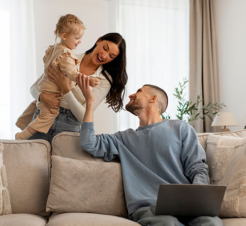  Babysitting à domicile pendant télétravail 