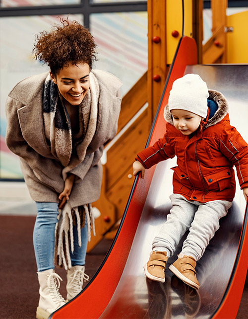  Jeux extérieurs avec nounou 